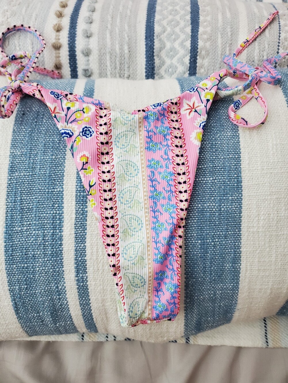 DIPPIN DAISIES Soft Cheeky High Cut Paisley Patchwork Reversible Seamless Bottom - Picture 4 of 8